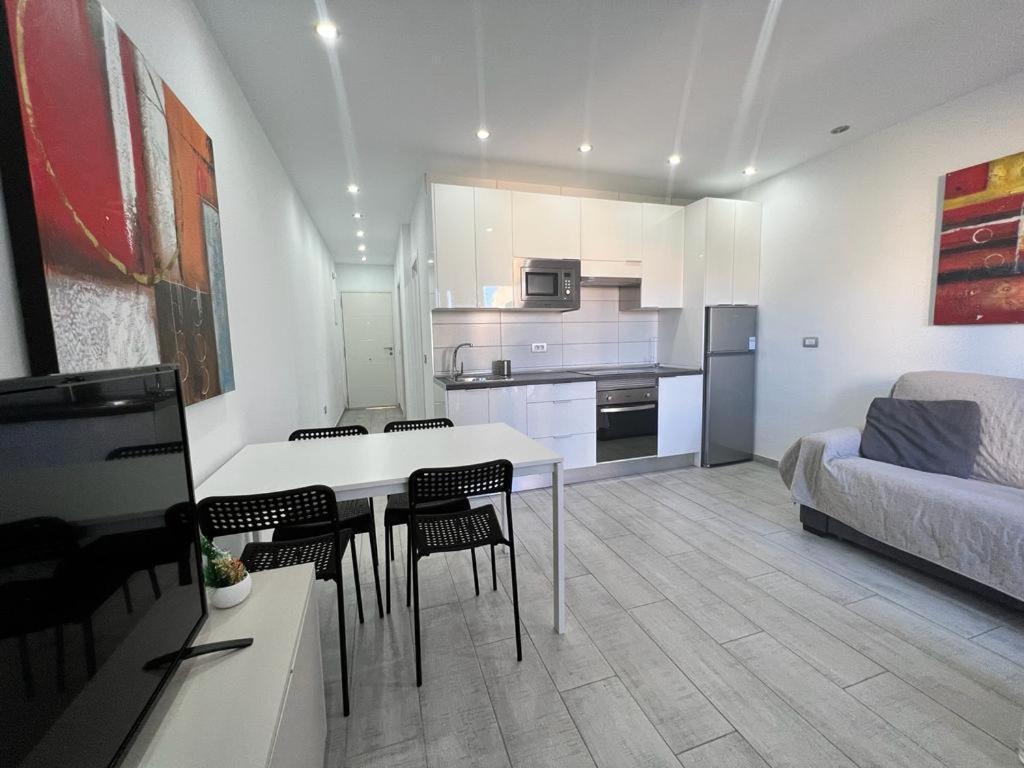 Precioso 1 & Air Conditioning - Mareverde Apartment *